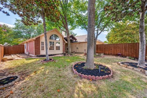 2710 Cheverny Drive, McKinney, TX 75070 — photo 3