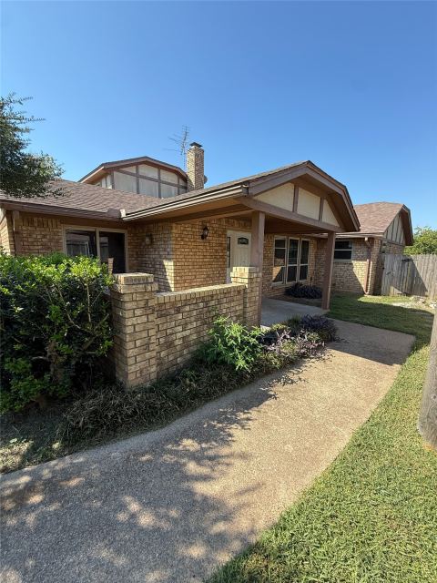 7412 Lemonwood Lane, Fort Worth