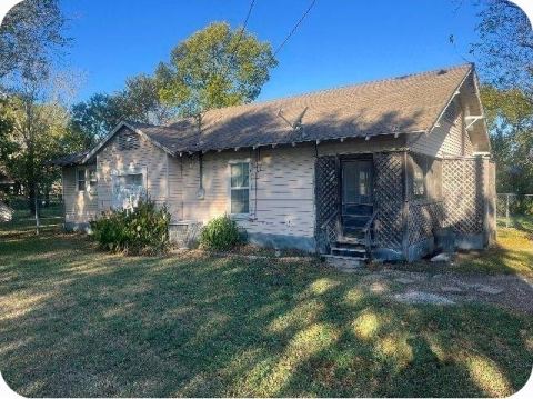 403 E Broad Street, Forney, TX 75126 — photo 2