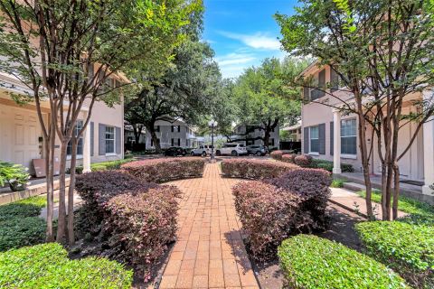 4721 Bradford Drive A, Dallas, TX 75219 — photo 3