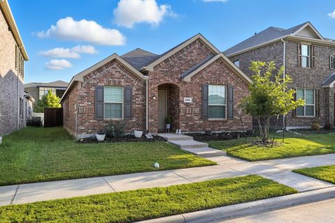 2264 Jasper Drive, Little Elm, TX 76227 — photo 2
