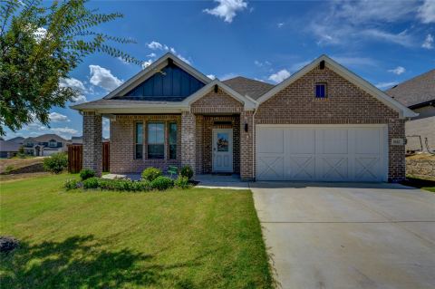 5612 Summit Creek Road, Fort Worth
