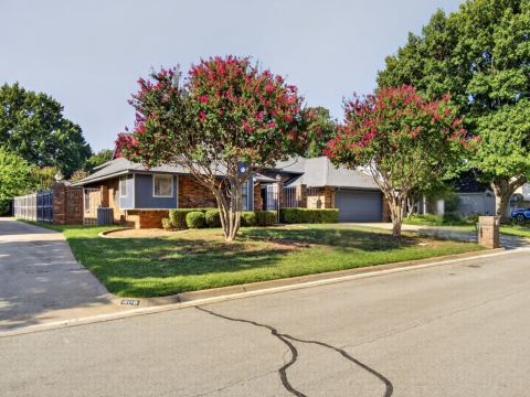 604 Gunnison Drive, Arlington, TX 76006 — photo 2