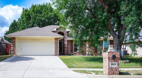 1012 Kingsley Drive, Saginaw