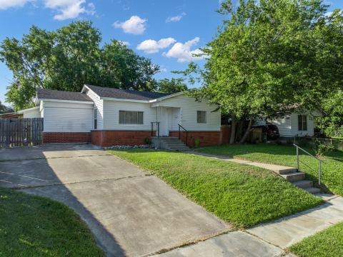 3804 Belmont Drive, Waco, TX 76711 — photo 3