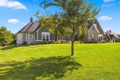 215 Tonkawa Trail, Corsicana, TX 75109 — photo 2