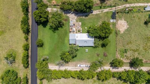 1611 County Road 4104, Greenville, TX 75401 — photo 2