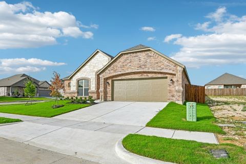 701 Broken Bow Lane, Cleburne, TX 76033 — photo 2