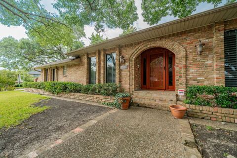 9511 Fallbrook Drive, Dallas, TX 75243 — photo 3