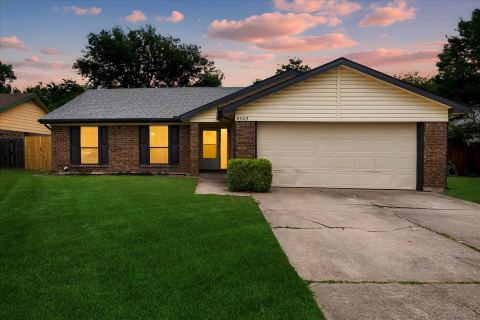 6403 Minuteman Lane, Arlington, TX 76002 — photo 2