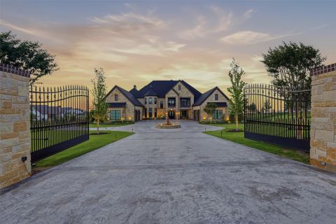 137 Angelina Drive, Aledo, TX 76008 — photo 2