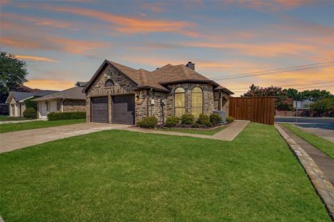 3801 Suffolk Lane, Plano, TX 75023 — photo 2