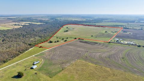 831 Baker Road, Pilot Point