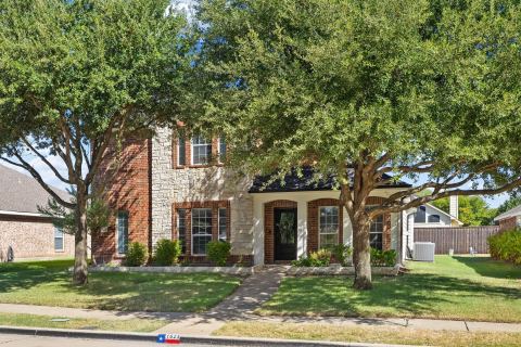 1625 Warm Springs Drive, Allen, TX 75002 — photo 2