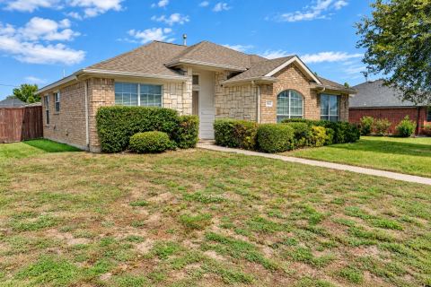 1445 Gatlinburg Circle, DeSoto, TX 75115 — photo 2