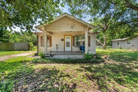 115 Woodland Avenue, Corsicana
