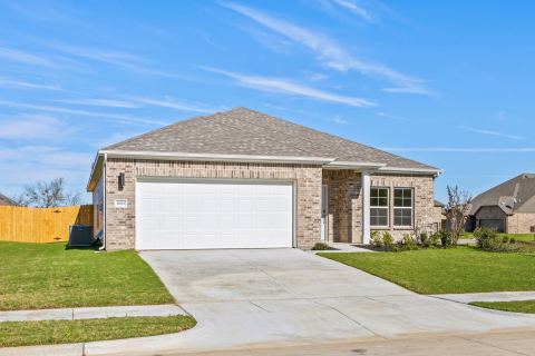 1001 Park Oak Lane, Crowley, TX 76036 — photo 2