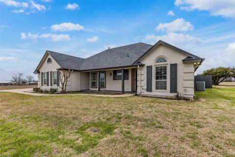 312 Corral Road, Godley, TX 76044 — photo 2