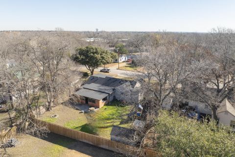 1413 Ferris Avenue, Waxahachie, TX 75165 — photo 2