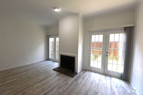 2727 Shelby Avenue M, Dallas, TX 75219 — photo 2