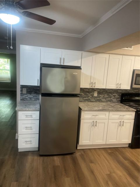 904 Spring Valley Plaza B, Richardson, TX 75080 — photo 3