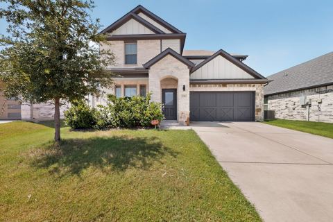 136 Camp Fire Drive, Waxahachie, TX 75165 — photo 2