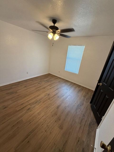 313 Kathy Lane, Granbury, TX 76049 — photo 3