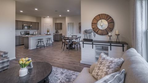 1421 Oak Valley, Denton