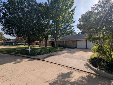 2908 Ashbury Drive, Arlington, TX 76015 — photo 2
