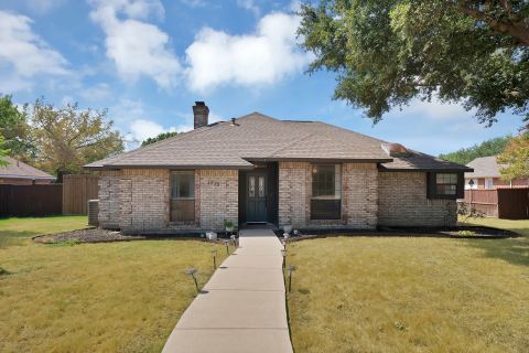 1215 Shawnee Trail, Carrollton