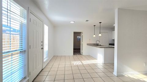 5017 Chapman Street 5017, Fort Worth, TX 76105 — photo 3