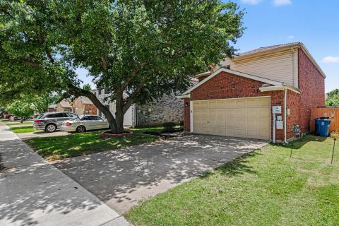 2020 Cardinal Lane, Lewisville, TX 75077 — photo 3