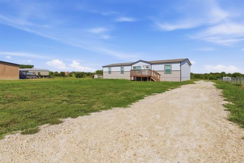 3633 County Road 1224, Cleburne, TX 76033 — photo 2