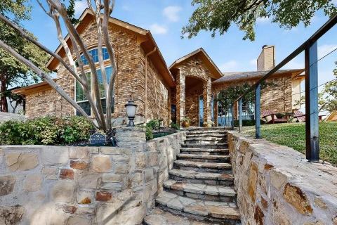 2806 Sausalito Drive, Carrollton, TX 75007 — photo 2