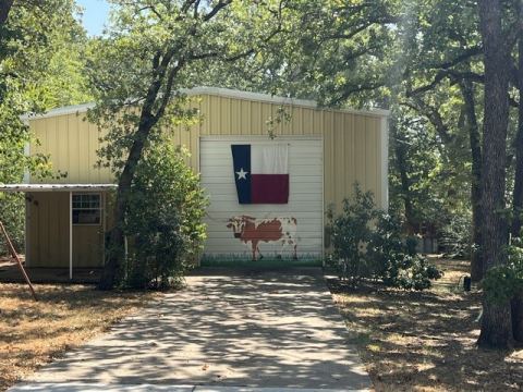 1203 Clover Lane, Denton, TX 76209 — photo 3