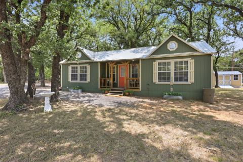5727 Arkansas Trail, Granbury, TX 76048 — photo 2