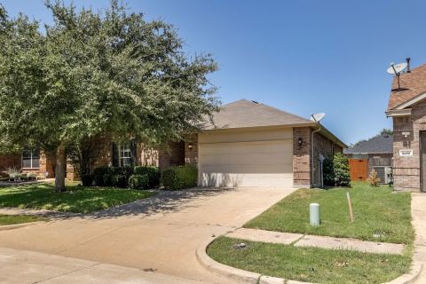807 Bastrop Drive, Arlington, TX 76002 — photo 3
