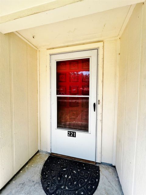 221 Connie Drive, DeSoto, TX 75115 — photo 2