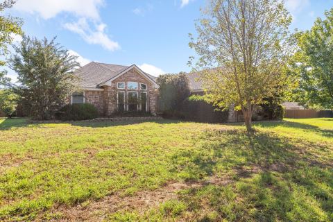2609 Castle Road, Burleson