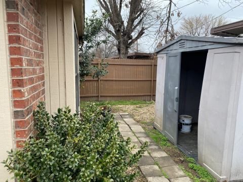 3055 Gregory Lane, Grand Prairie, TX 75052 — photo 2