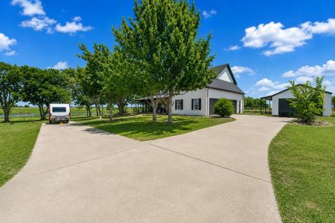 3817 Ganzer Road W, Denton, TX 76207 — photo 2