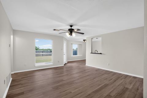 419 Murphy Road, Burleson, TX 76028 — photo 2
