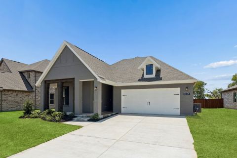 1009 Goldenrod Drive, Justin, TX 76247 — photo 2