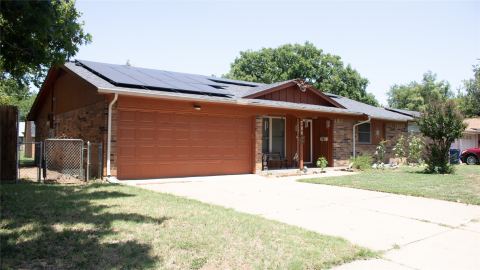 304 NW Suzanne Terrace, Burleson, TX 76028 — photo 2