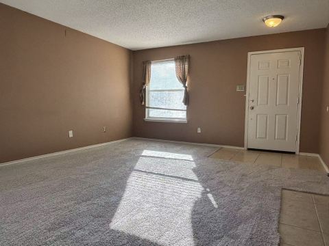 1645 Crown Point Drive, Little Elm, TX 75036 — photo 3