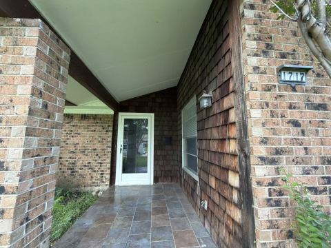 1717 Warwick Street, Garland