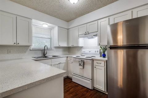 627 Texas Street, Denton, TX 76209 — photo 2