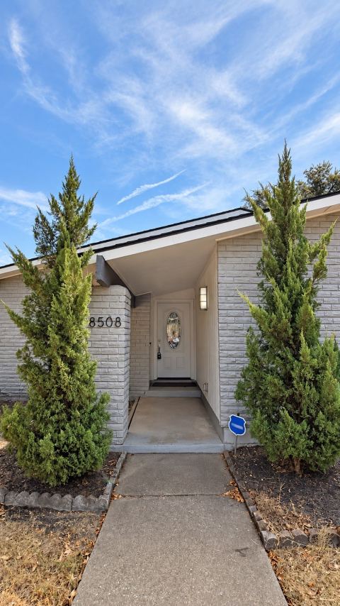 8508 Londonderry Lane, Dallas, TX 75228 — photo 2