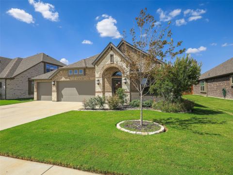 1916 Nightfall Drive, Venus, TX 76009 — photo 2