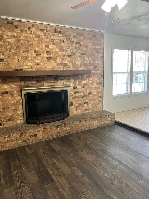 109 NE Cindy Lane, Burleson, TX 76028 — photo 2